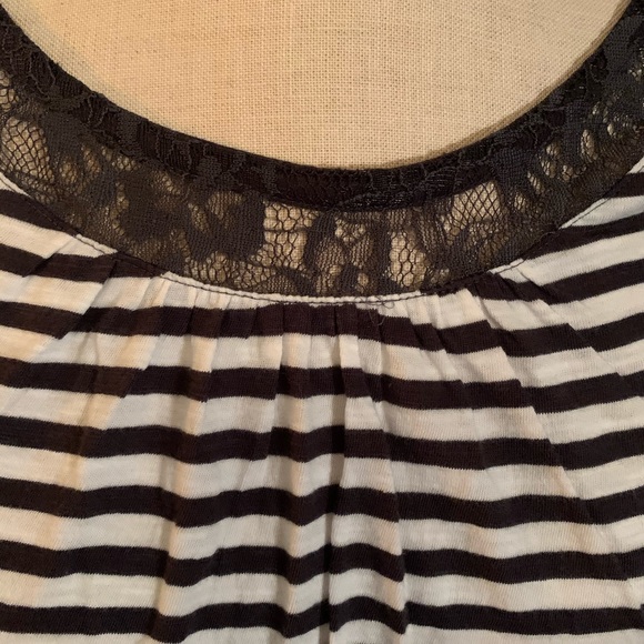 NWT LOFT TOP ❗️SOLD ❗️ - Picture 2 of 4